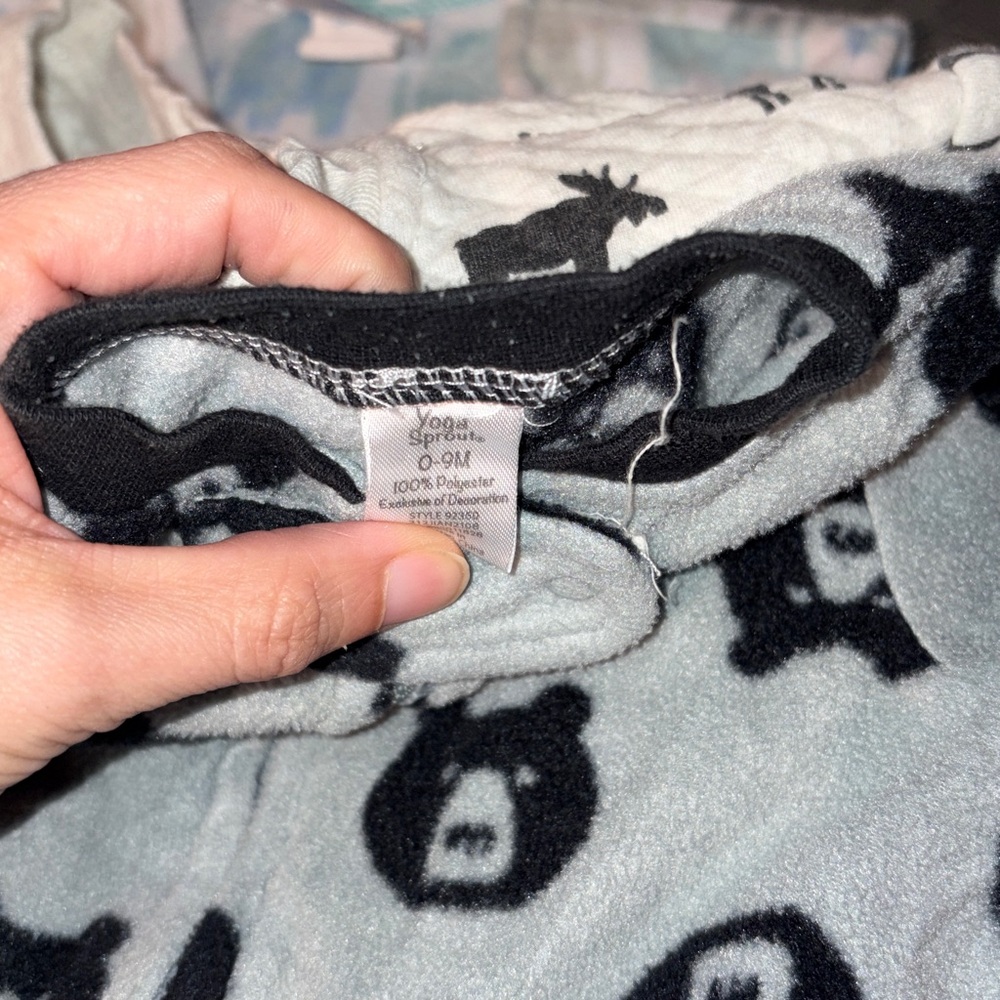 Bundle of 4 sleep sacks 0-12 & 0-9 - Picture 9 of 9